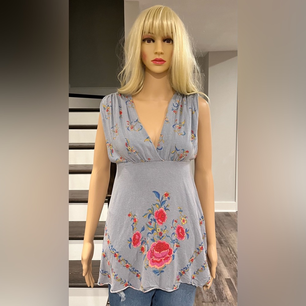 Free people sleeveless knit top with floral accents